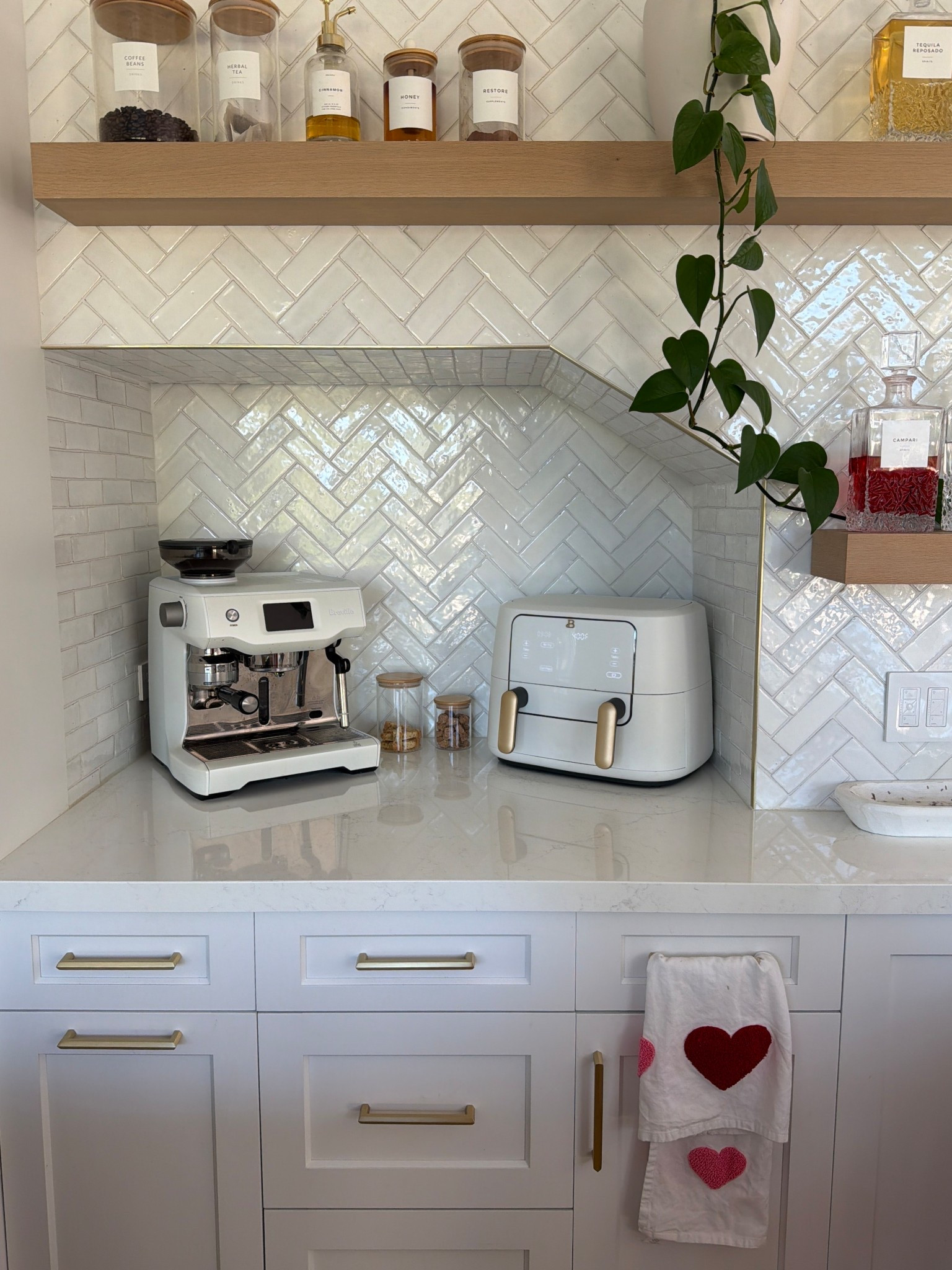 Coffee nook with our air fryer and espresso machine 

#LTKmorningroutine #LTKHome