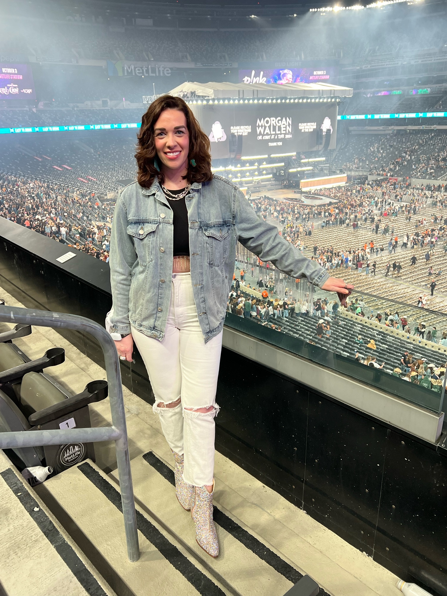 Country Concert Outfit - Fringe denim jacket (size small). Black fringe crop top (size small). White high waisted denim ankle pants (size 27/4). Turquoise rhinestone boots (size 8.5). #fringejacket #denimjacket #jeanjacket #whitefringejacket #croptop #blackcroptop #blackfringetopn #top #whitejeans #whitedenim #boots #rhinestoneboots #turquoiseboots #countryconcertoutfit 

#LTKFindsUnder100 #LTKStyleTip #LTKSeasonal