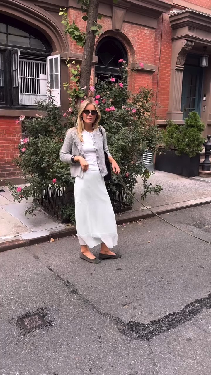 First time trying one of these and this is the sass you get when you ask your sister to help you with your content 🥲 

 #LTKSeasonal #LTKStyleTip #LTKItBag