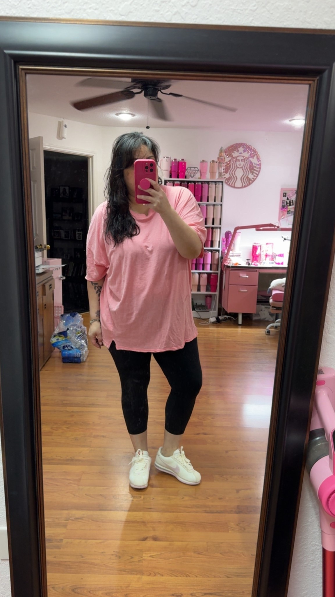 I’ve been under the weather this past week. My lower back has been killing me and then my monthly started over the weekend. Literally haven’t done anything but lounge. My go to for lounging outfit leggings and oversized tee! Aerie is having a sale right now 30% off everything with code sunny30