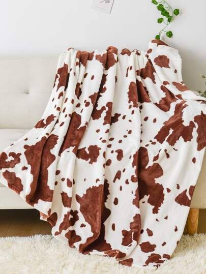 1pc Cow Print Flannel Blanket | SHEIN