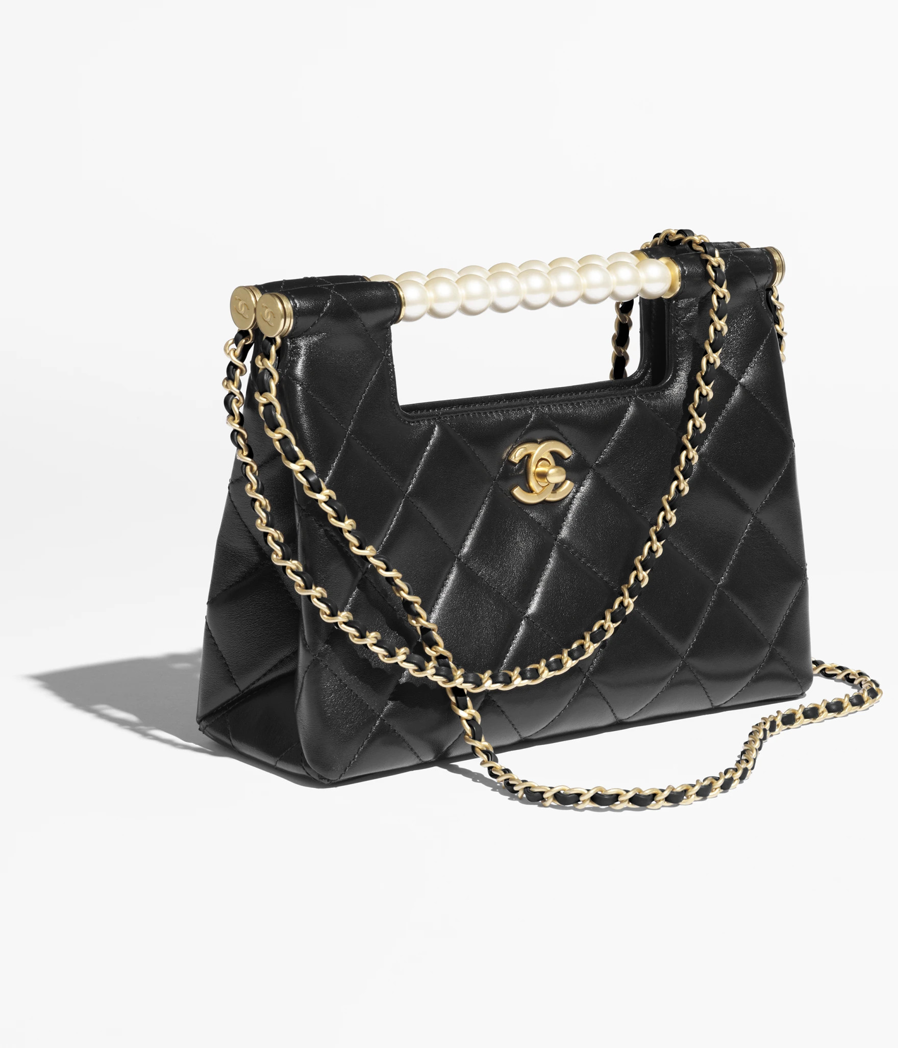 Small shopping bag, Shiny lambskin, imitation pearls & gold-tone metal, black — Fashion | CHANE... | Chanel, Inc. (US)