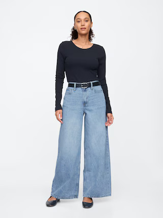 Mid Rise SuperSoft Baggy Jeans | Gap Factory