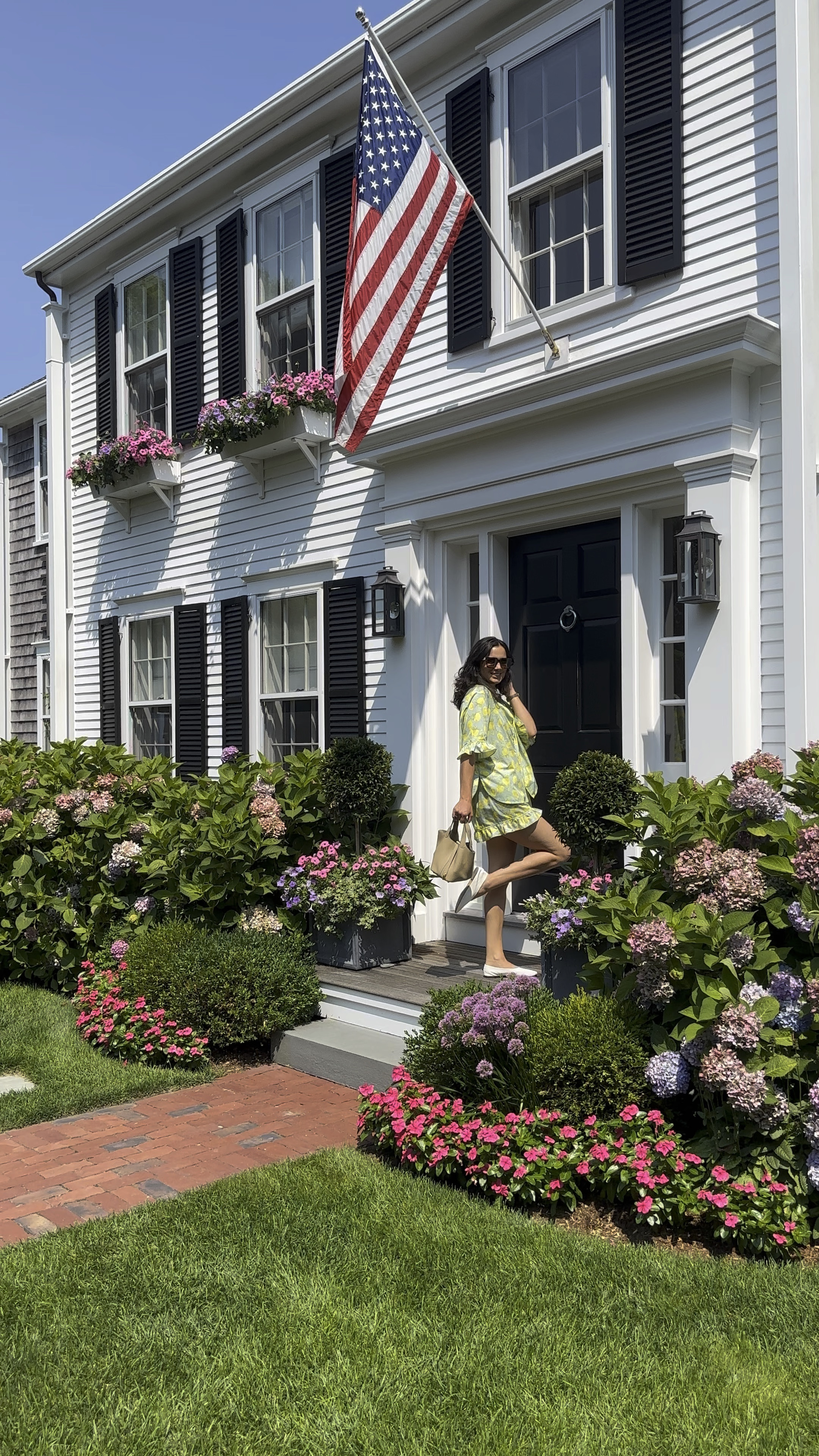 When life gives you lemons, wear them as a cute set! 🍋 

#LTKShoeCrush #LTKTravel #LTKStyleTip