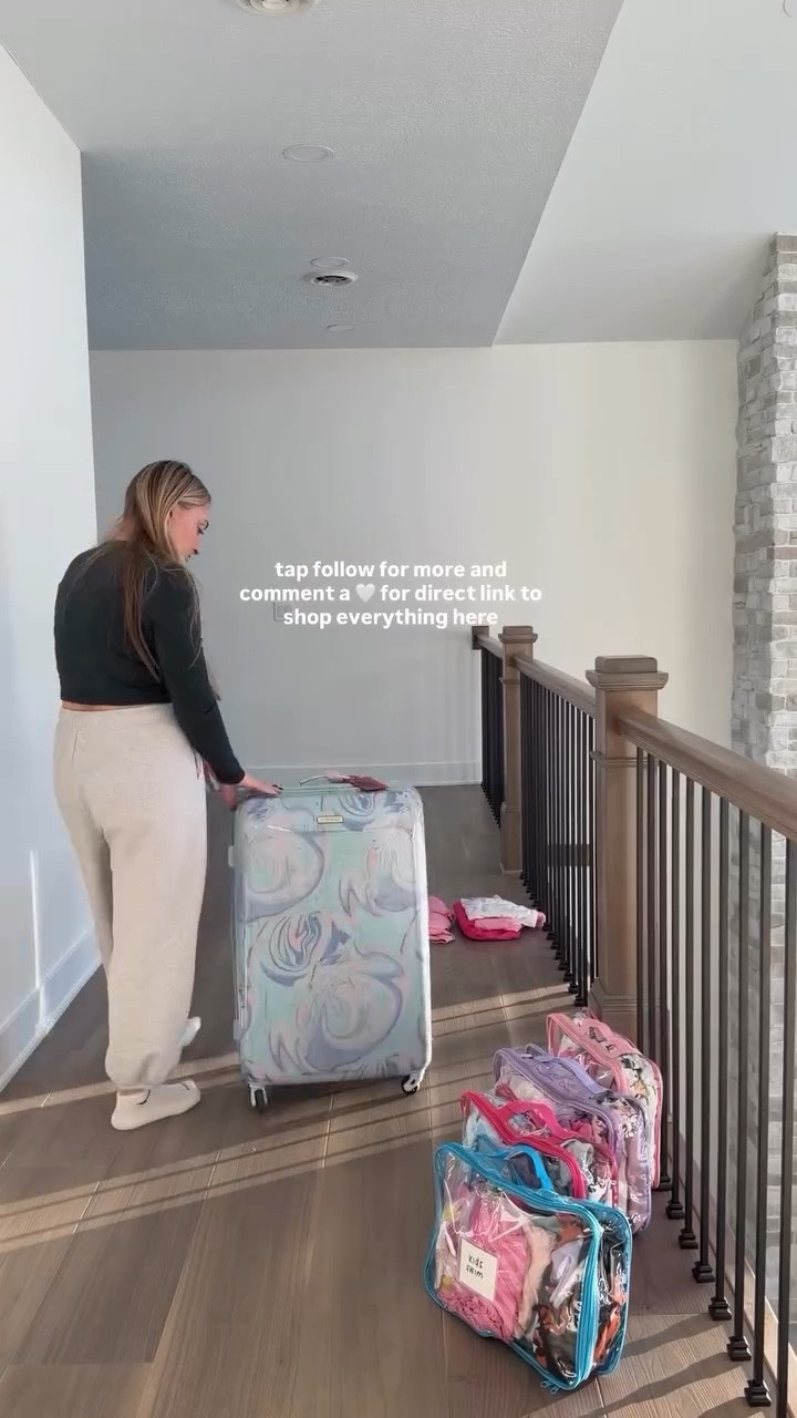 steal my packing ways 🏝️🧳

tap follow for more mom hacks, home inspo + DIY ◡̈ comment a 🤍 for direct links to shop my fave amazon packing cubes, labels, outfits + more ✨

I started with these packing cubes about 5 years ago and the have been such a game changer. for reference my little are 4,6, and 8, there are 6 outfits, 2 pairs of pajamas, socks, undies and 2 sweatshirts and there is still room 👏🏼

#packinghacksformoms #travelingwithkids #travel #momlife #amazonfinds