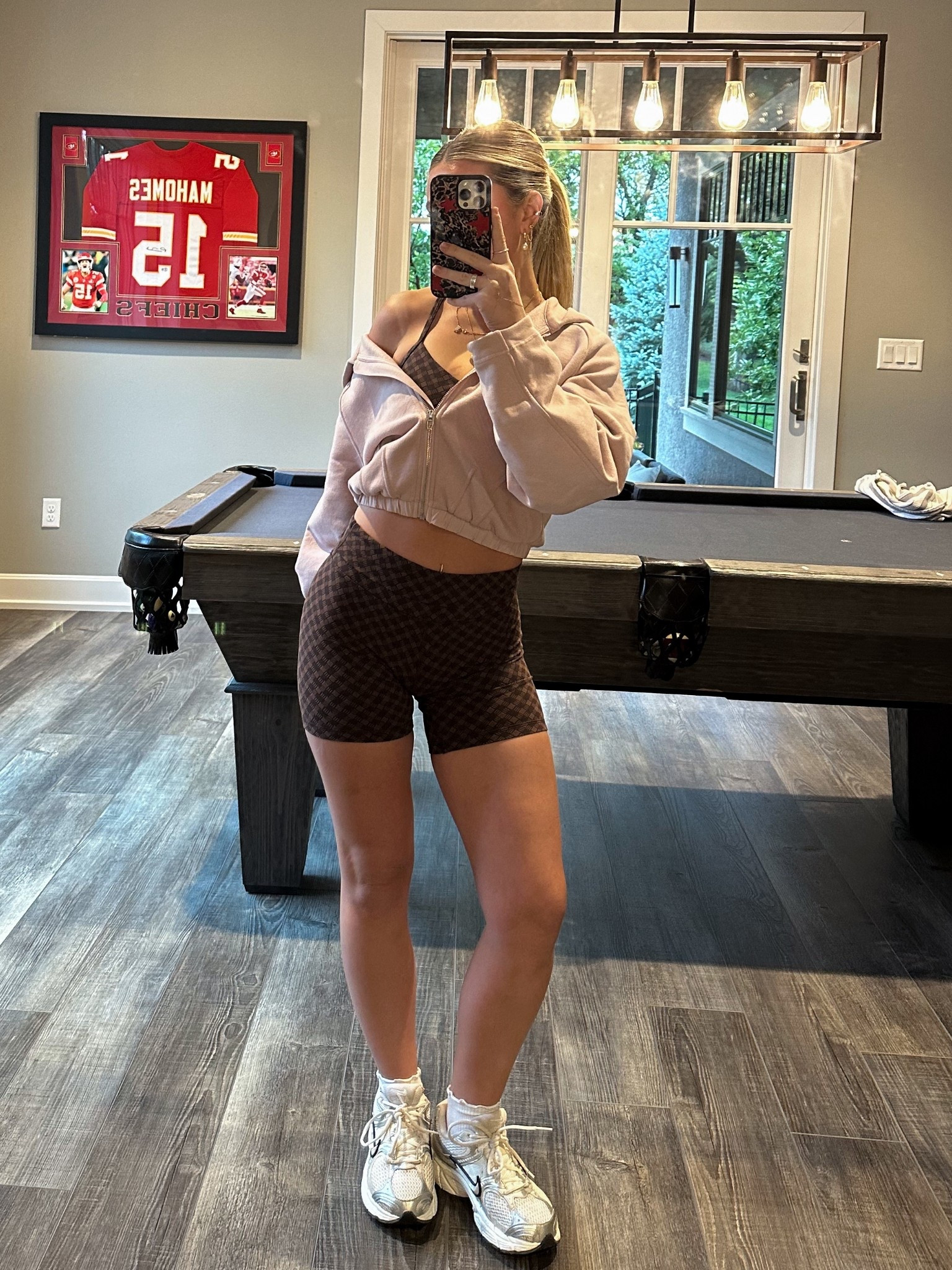 Bra XS (4)
Bottoms 6 — I size up one so they aren’t so tight on my thighs
Jacket XS

#LTKHoliday #LTKActive #LTKGiftGuide