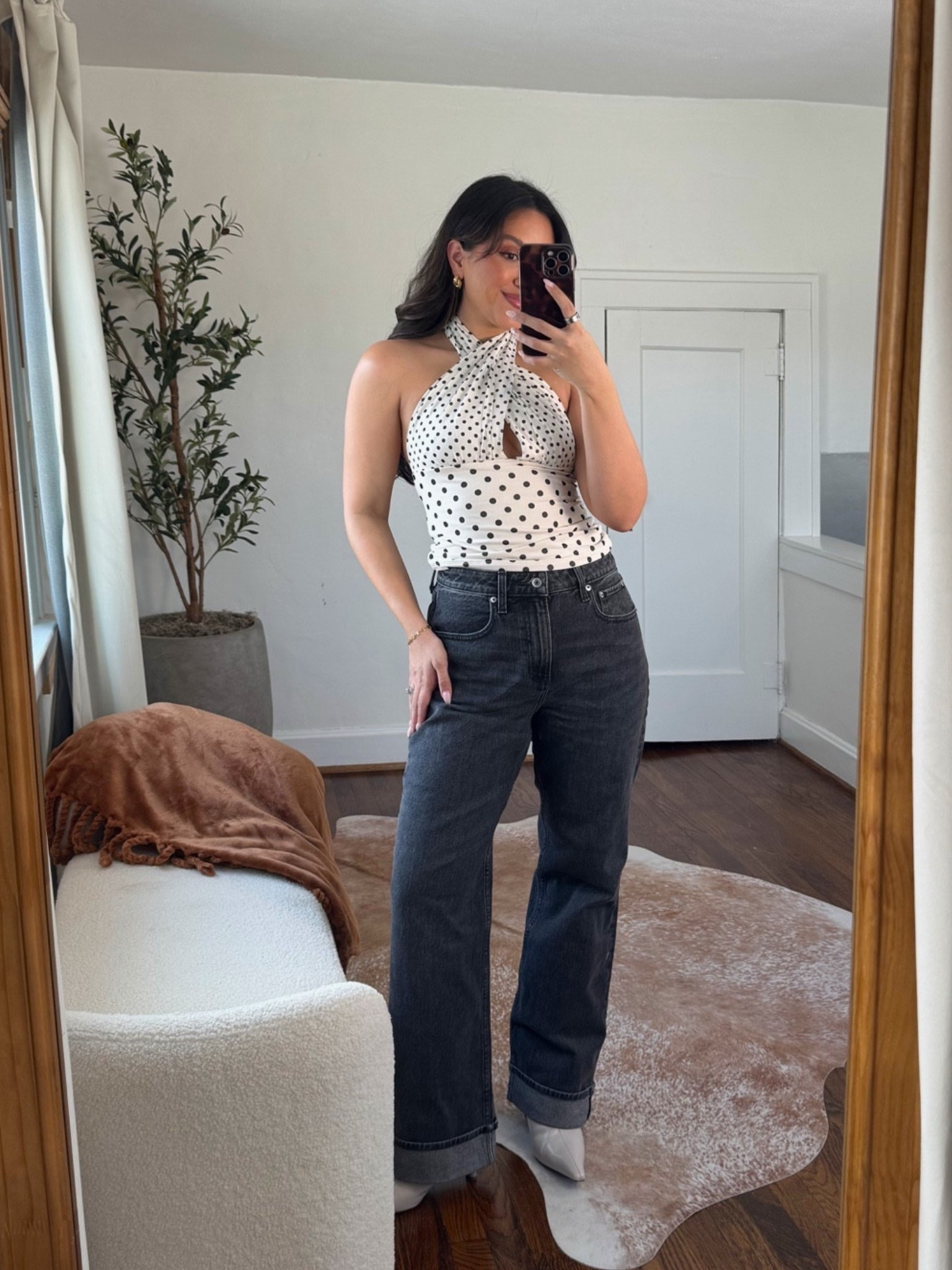 Date night outfit idea!

Top & jeans on extra sale with “DENINAF”

Top- small
Jeans- 27 short (curve love)
Boots- 8

#LTKPetite #LTKootd #LTKSaleAlert