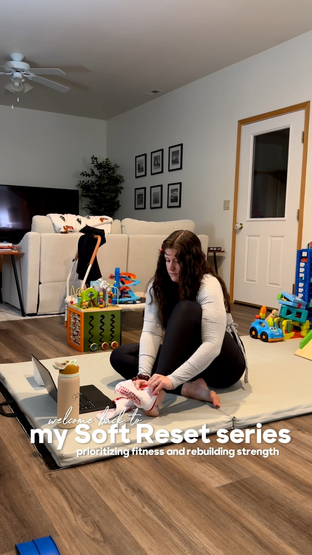 my favorite workout sets as a postpartum mom #postpartumfitness #postpartumm

#LTKMidsize #LTKmomlife #LTKootd