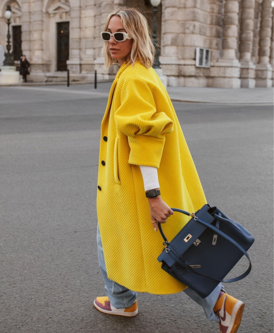 Yellow mantel

#LTKstyletip #LTKeurope #LTKU