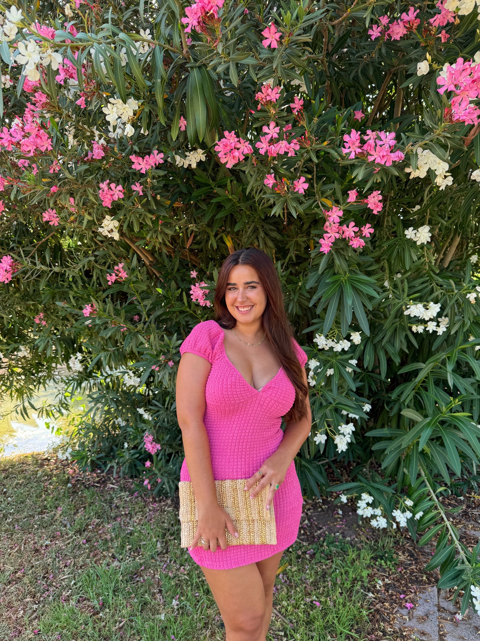 Llevo talla 40/42 L

#LTKespana #LTKcurves #LTKeurope