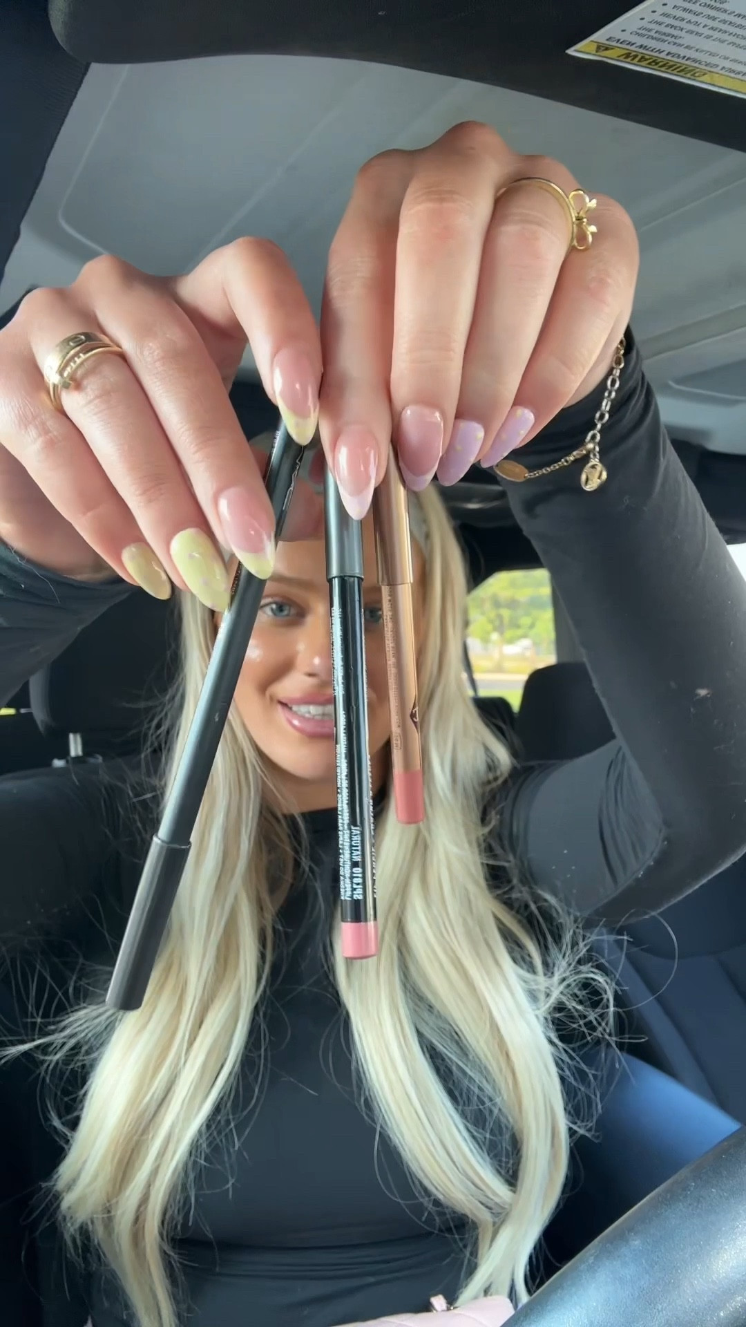 what’s in my purse currently: 



#LTKU #LTKBeauty #LTKFindsUnder50