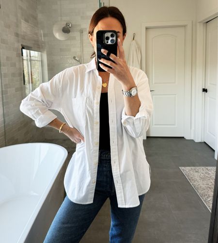 The perfect oversized white shirt! Wearing an xs and jeans run tts! 

#LTKstyletip #LTKover40 #LTKfindsunder100
