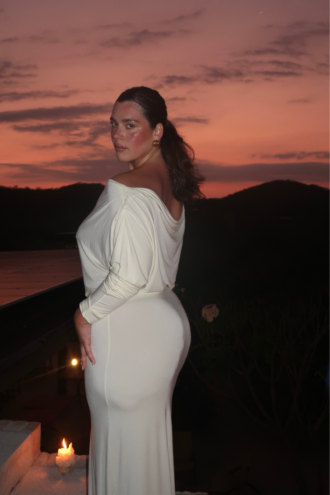 The dress 😍
The sunset 🔥 

#LTKFashionMonth #LTKcurves #LTKplussize