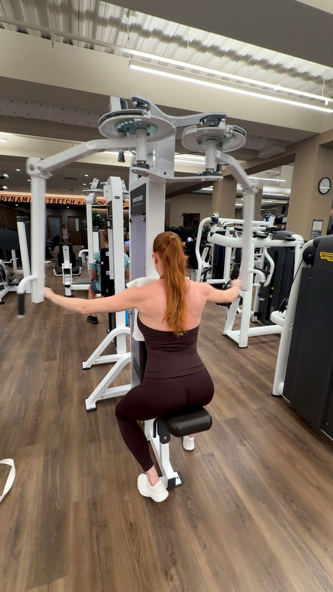 Gym fit OOTD wearing CSB 

Size large tank and medium leggings 

#activewear #gymfit #pilates #weightlifting #fitness #active

#LTKootd #LTKfitnessgoals #LTKActive