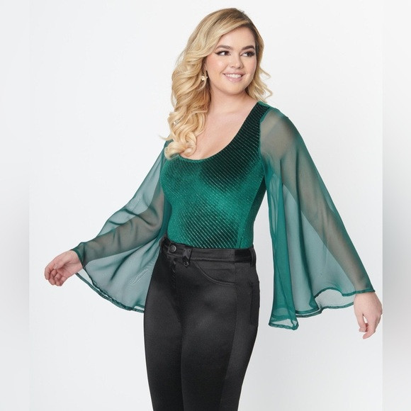 Emerald Velvet Bell Sleeve Bodysuit | Poshmark