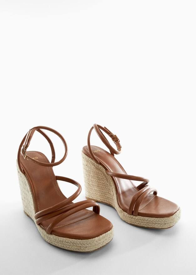 Wedge strips sandals | MANGO (US)