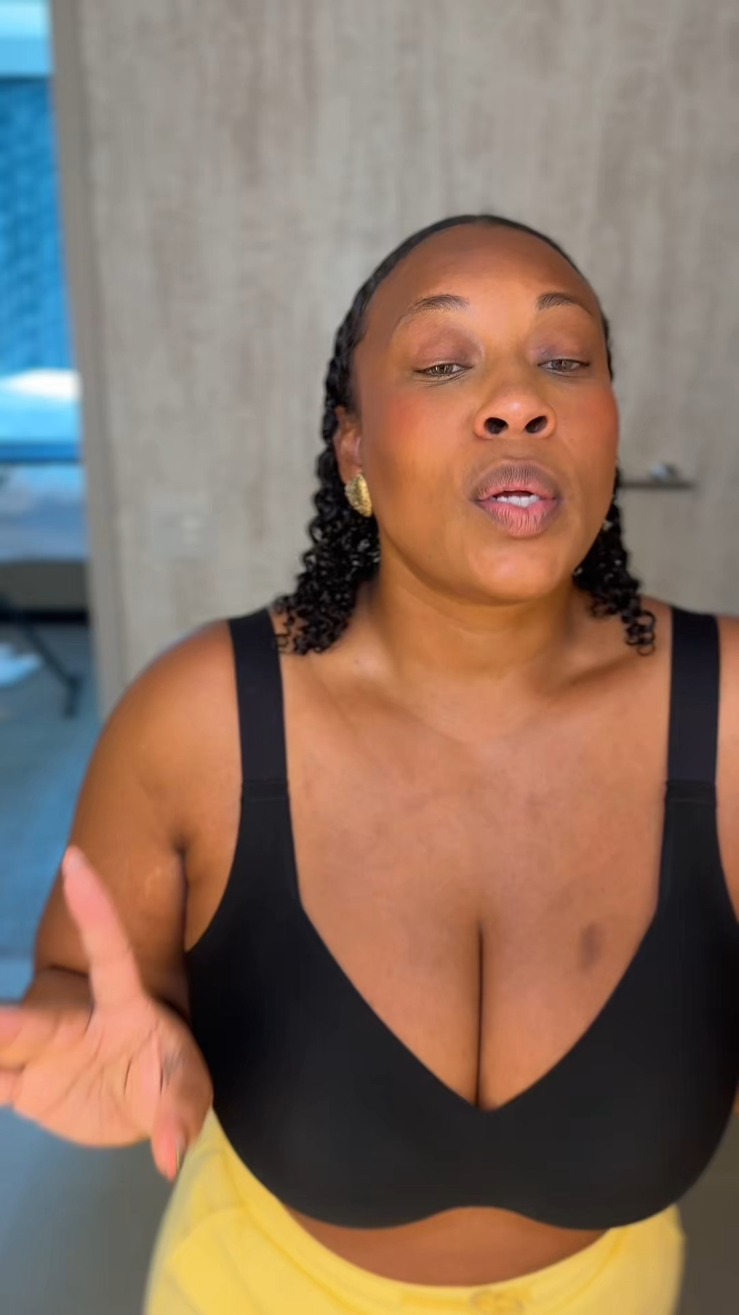 Comfortable bras don’t get the credit they should! Here are all the details on my favorite bra to throw on when I just don’t have it in me to deal with underwire!!!! 

#LTKMidsize #LTKSaleAlert #LTKCyberWeek