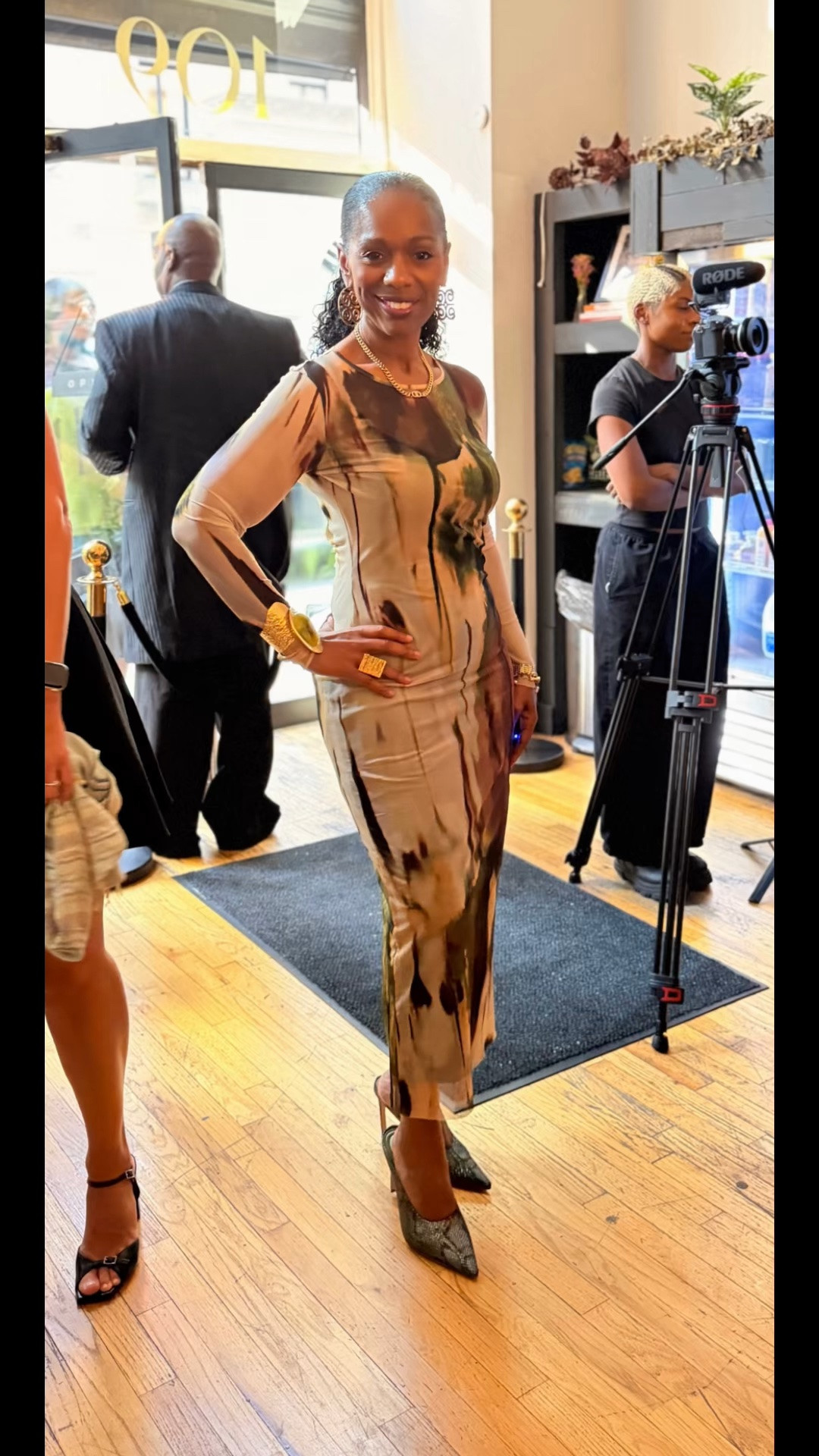 LTK Caption

Simple, classy & comfortable. 🤎✨
This dress is one of those easy pieces you can throw on and instantly feel put together.

Dress: Desigual — Medium | Amazon
Shoes: Jessica Simpson — Size 9
Clutch: JW PEI

Affordable style. Ageless confidence. ✨
This is 60.

#LTKOver50 #StyleAt60 #ThisIs60 #WomenOver50Style #AgelessStyle #Desigual #JessicaSimpson #JWPEI #AmazonFashion

#LTKNYFW #LTKootd