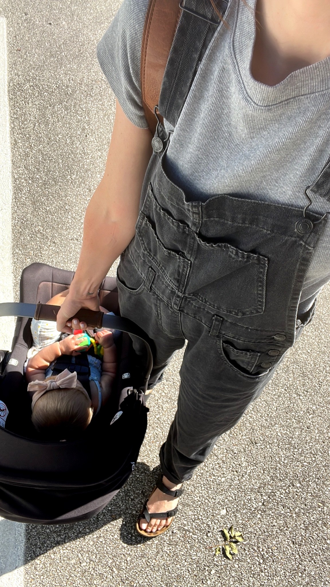 One of my go-to casual looks! $8 tee & these overalls! Wearing an xs & they restocked xs-l 

#LTKSeasonal #LTKstyletip