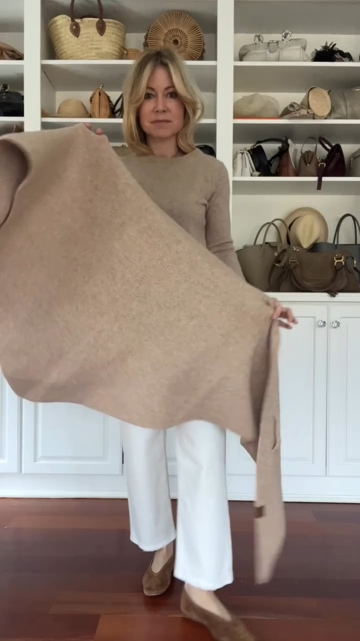 I am obsessed with this $25 triangle scarf from Amazon. It’s a great extra layer for travel, or for these still chilly Spring mornings. Comment SHOP and I will DM you my outfit links. 

#trianglescarf #styleinspo #casualstyle #momstyle #springstyle

#LTKOver40 #LTKSeasonal #LTKootd