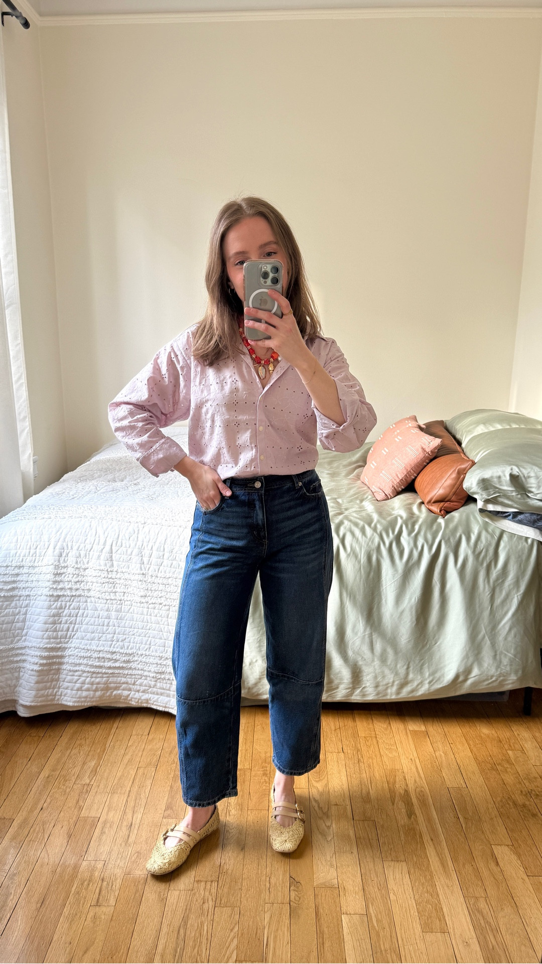 Airport outfit
Xs petite cotton eyelet shirt
25 petite barrel jeans 


#LTKTravel #LTKPetite #LTKSaleAlert