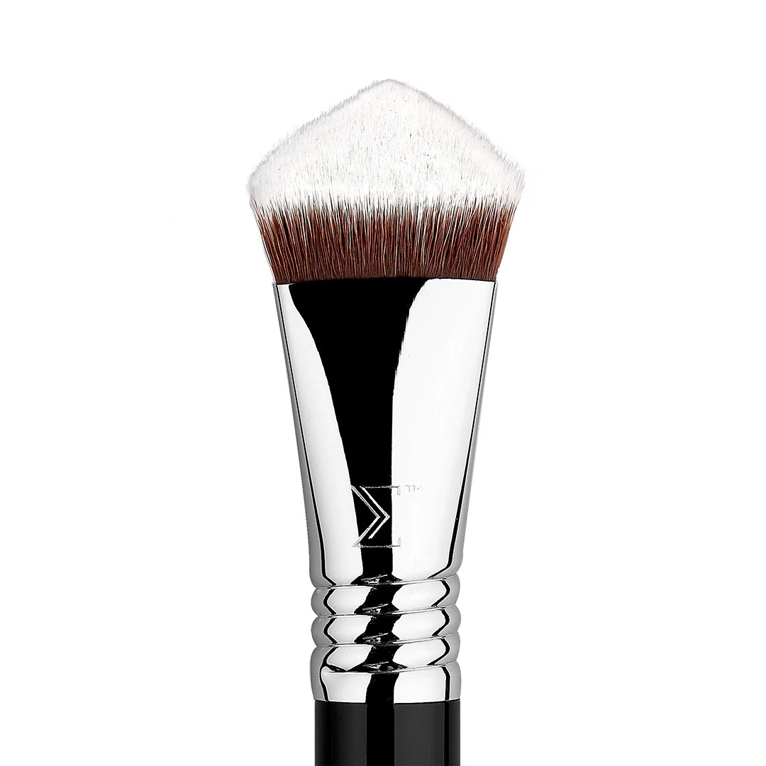 F87 EDGE KABUKI™ BRUSH | Sigma Beauty