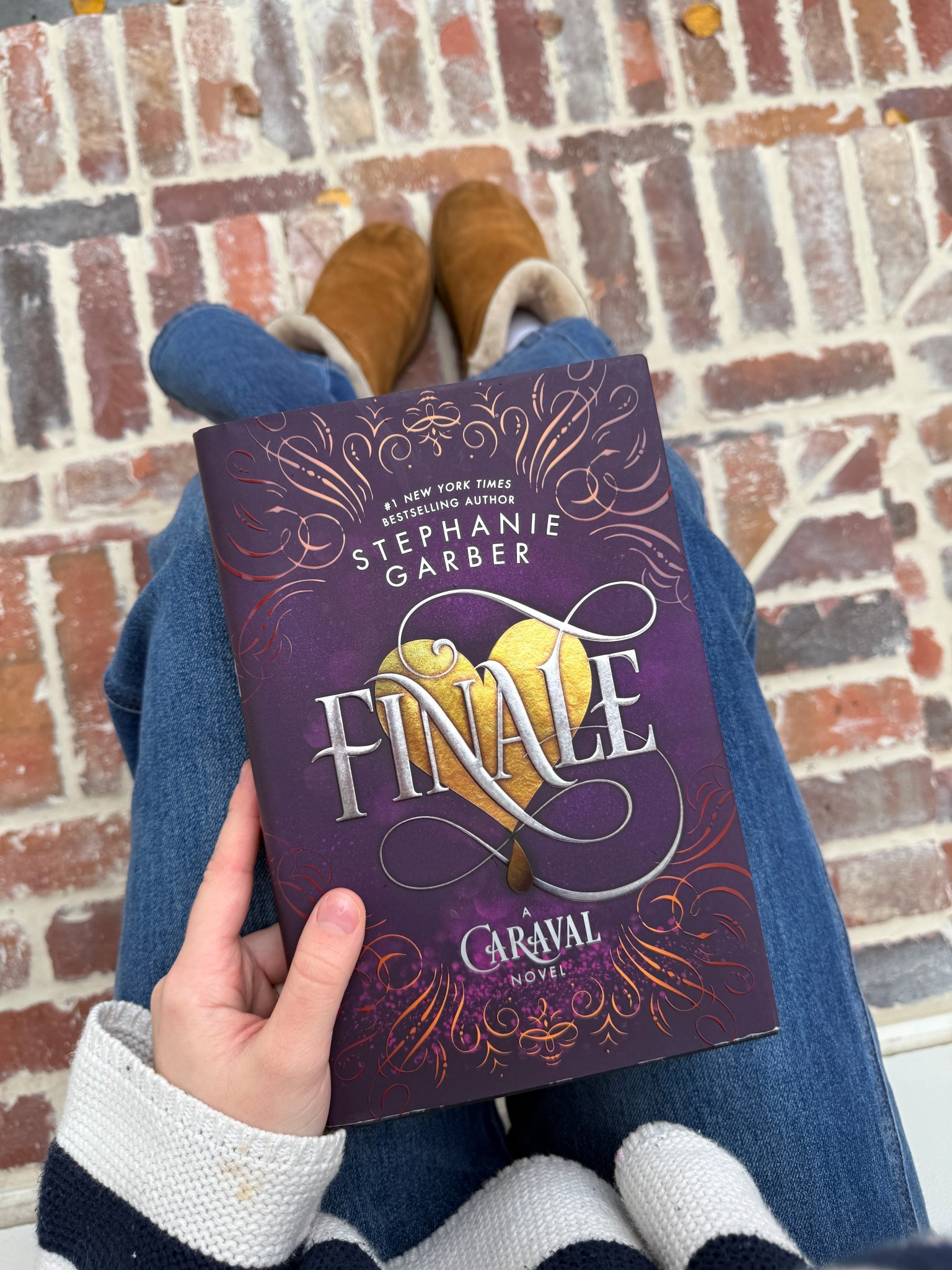 The third & final book in the official Caraval series ✨ Finale by Stephanie Garber wraps up all the magic, romance & chaos in the best way. Linked on my LTK for anyone finishing the series with me!
#LTKbooks #BookTok #Bookstagram #FantasyBooks #Romantasy #StephanieGarber #CaravalSeries #FinaleBook #BookClubReads #FallReads #GiftIdeas

#LTKstorytime #LTKGiftGuide #LTKdayinmylife