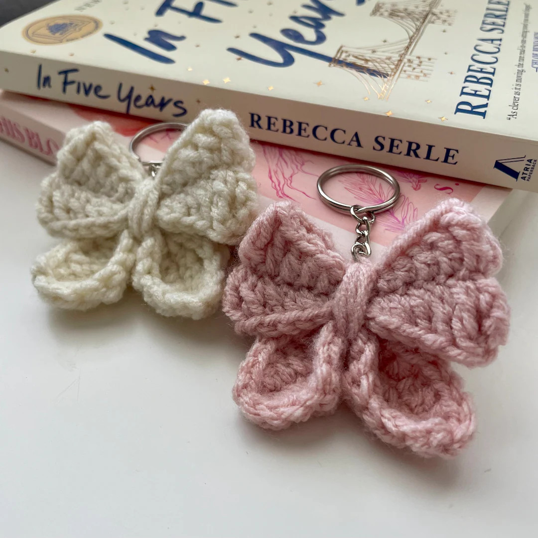 Crochet Bow Keychain - Etsy | Etsy (US)