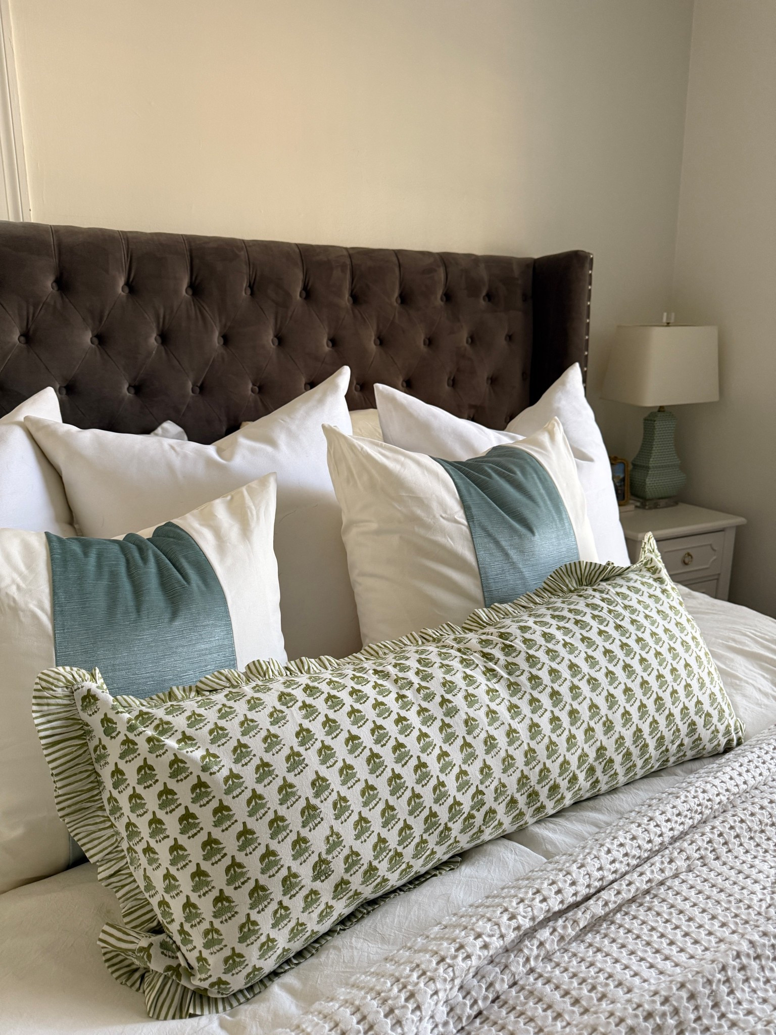 new pillow details! amazing quality & affordable

#LTKHome #LTKFindsUnder50 #LTKSeasonal