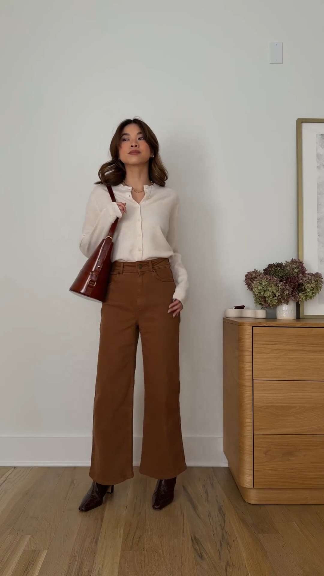 Sizing info: cardigan size small, pants size 2!
petite fashion, get dressed with me, outfit inspiration, ootd, nashville outfit, Nashville influencer, petite style, vacation style, casual outfits, mom style, petite pants, winter dress, winter outfit, winter pants, winter outfit inpso, winter outfit idea, winter top, winter style, winter sweater, cozy sweater, cold weather sweater, cold weather outfit, winter bag, winter purse, denim, jeans, orange pants, colored jeans, cropped jeans, cream sweater 

 

#LTKootd #LTKSeasonal #LTKPetite