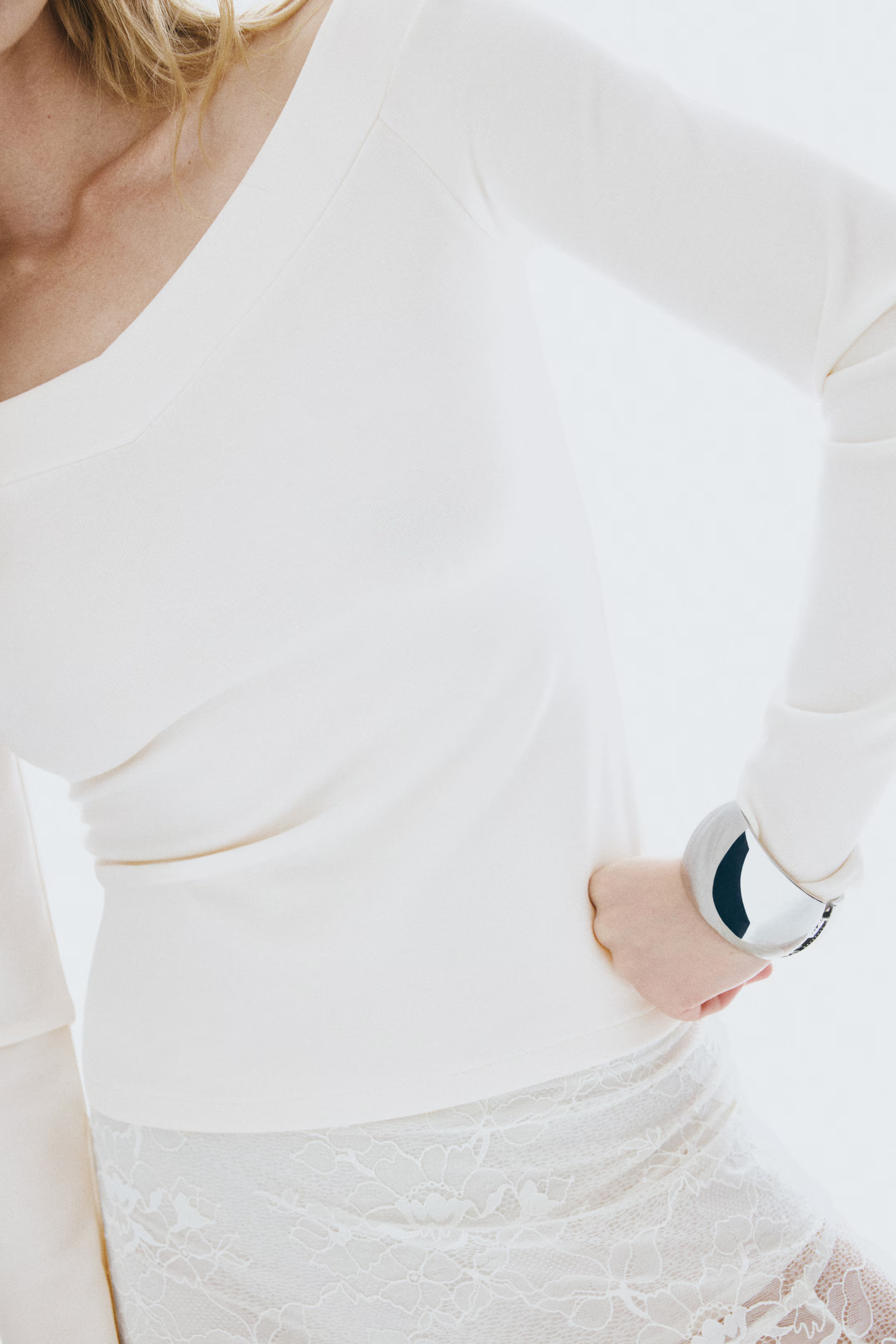 Off-the-Shoulder Top | H&M (US + CA)