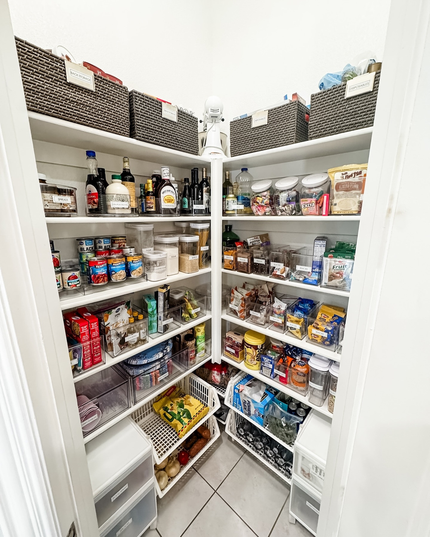 Just a little ✨ goes a long way!

We gave this pantry a mini glow-up with some fresh containers and custom labels—and suddenly, PADOW (and it's FUNCTIONAL!).

Proof that a few intentional upgrades can turn even the most chaotic shelf into a space you’re proud of.

#PantryGoals #OrganizedAndProud #LabelLove #BeforeAndAfter #FunctionalAndPretty #SmallUpgradesBigImpact