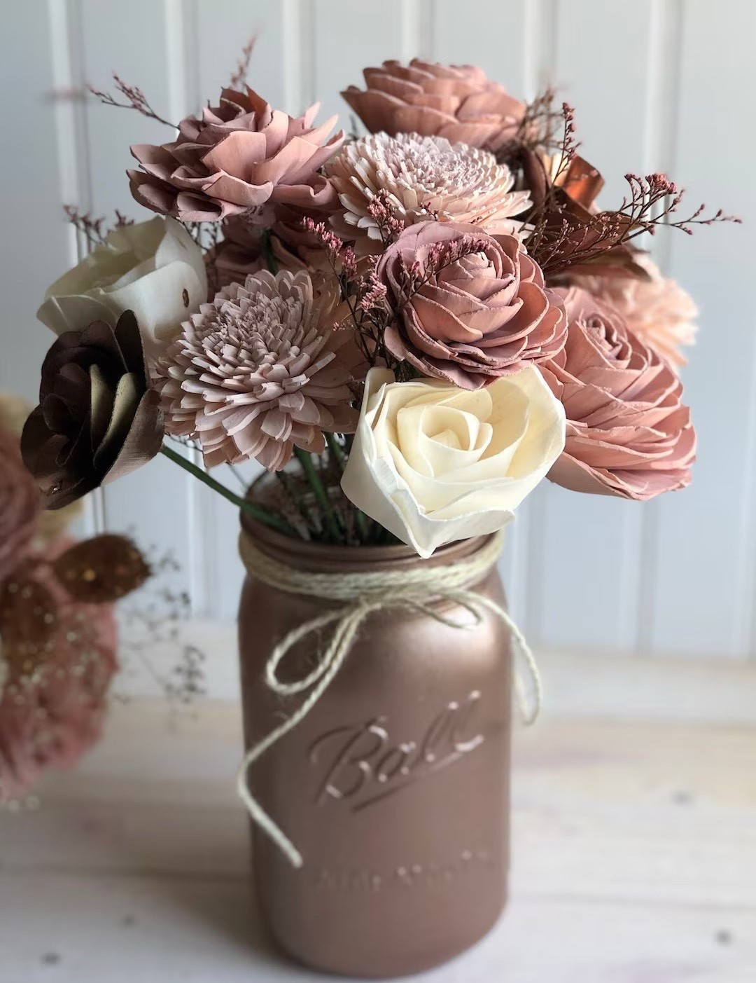 Soft glam meets farmhouse charm ✨ This Rose Gold and Dusty Rose arrangement from the Farmhouse Flourish Collection features hand-dyed sola wood flowers in blush, pink cameo, natural white, and warm rose gold tones. Styled loosely in a coordinating rose gold mason jar, it’s a forever-floral gift that’s perfect for birthdays, anniversaries, or event décor—beautifully handcrafted and ready to enjoy for years to come.
#LTKHome #ForeverFlowers #SolaWoodFlowers #FarmhouseDecor #EtsyFinds #GiftIdeas #FloralArrangement #HomeInspo

#LTKSeasonal #LTKFindsUnder100 #LTKHome