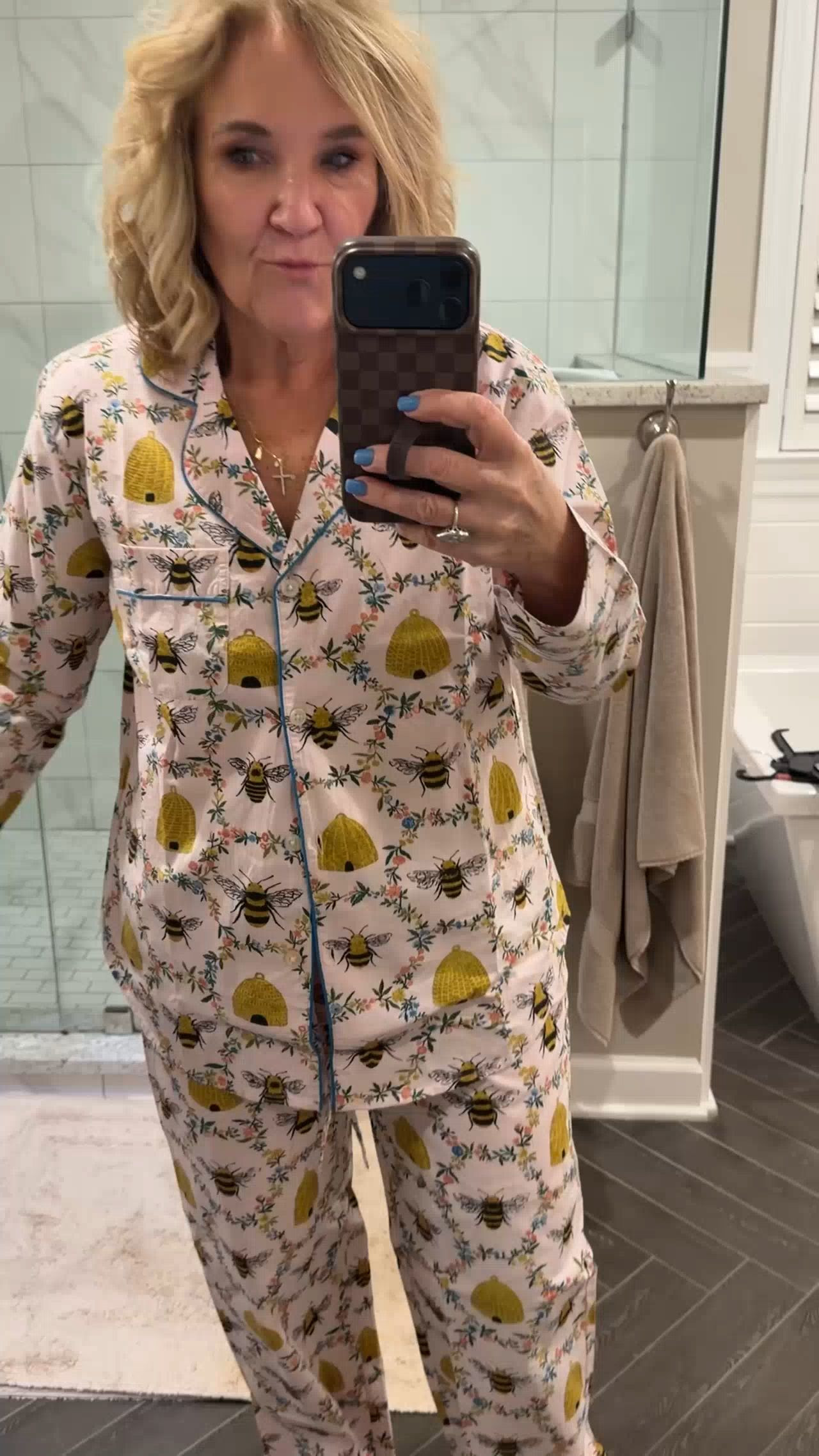  Printfresh pajamas get your regular size. I sized down and shouldn’t have. I do love this honeybee print!!!

 

#LTKspring #LTKOver40 #LTKPetite