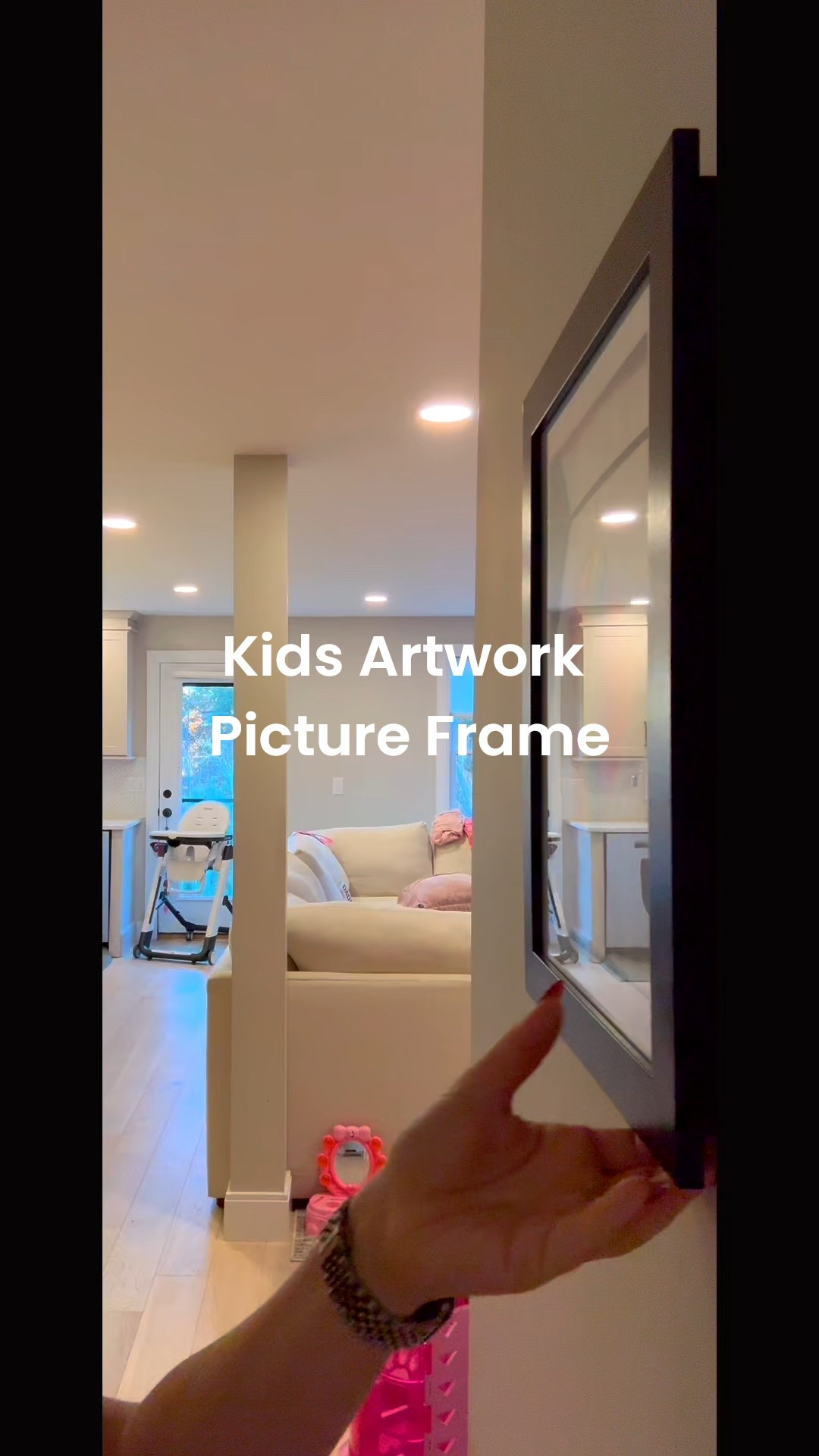 A frame that keeps up with their creativity 💛 swap out your kids artwork as often as they create it with this interchangeable picture frame🎨🖼️



#LTKHome #LTKGiftGuide #LTKKids