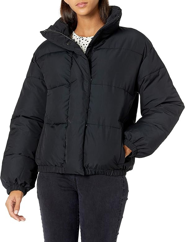 Women's Relaxed-Fit Mock-Neck Short Puffer Jacket | Amazon (US)