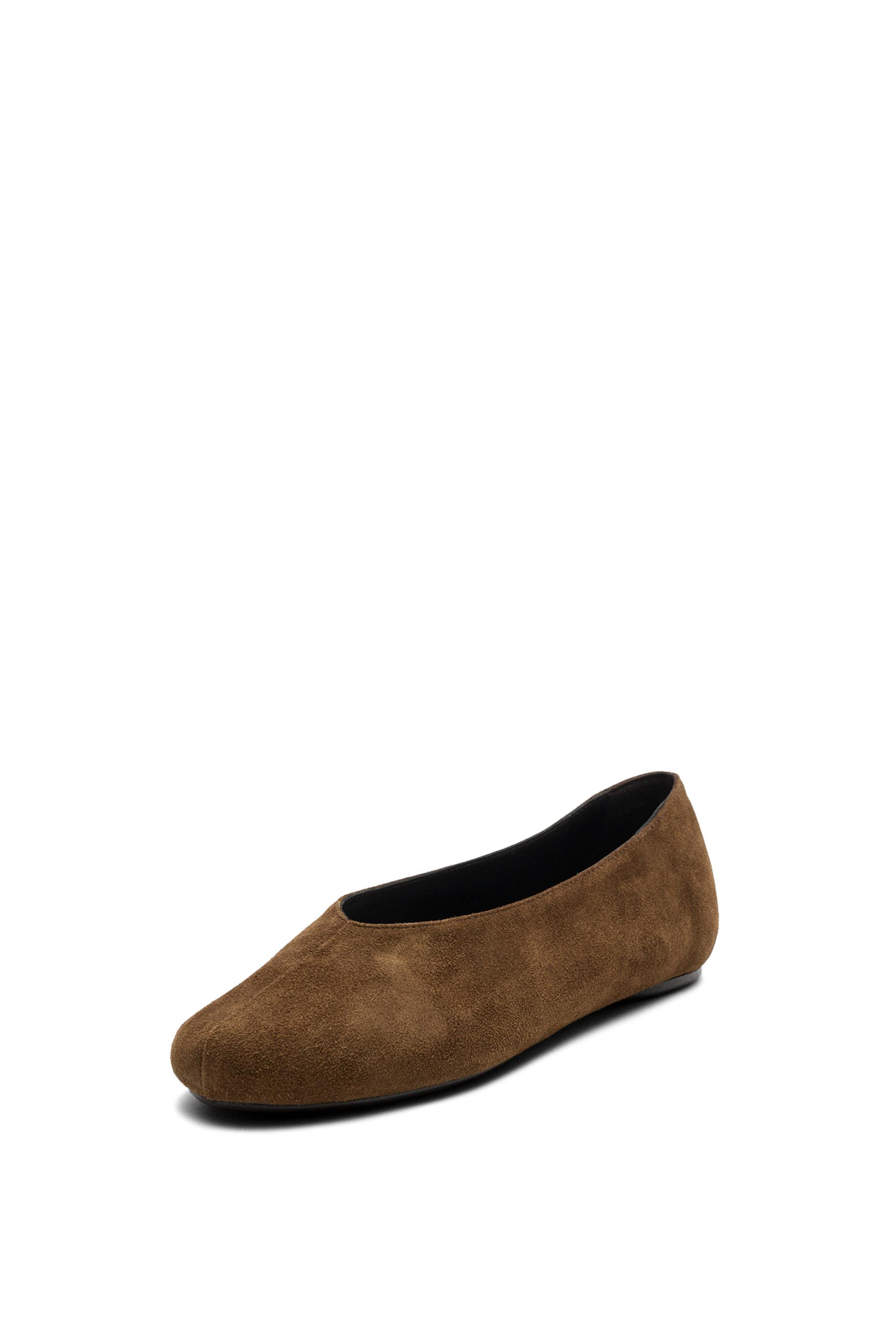 Split suede ballet flat - CAMEL | Massimo Dutti UK