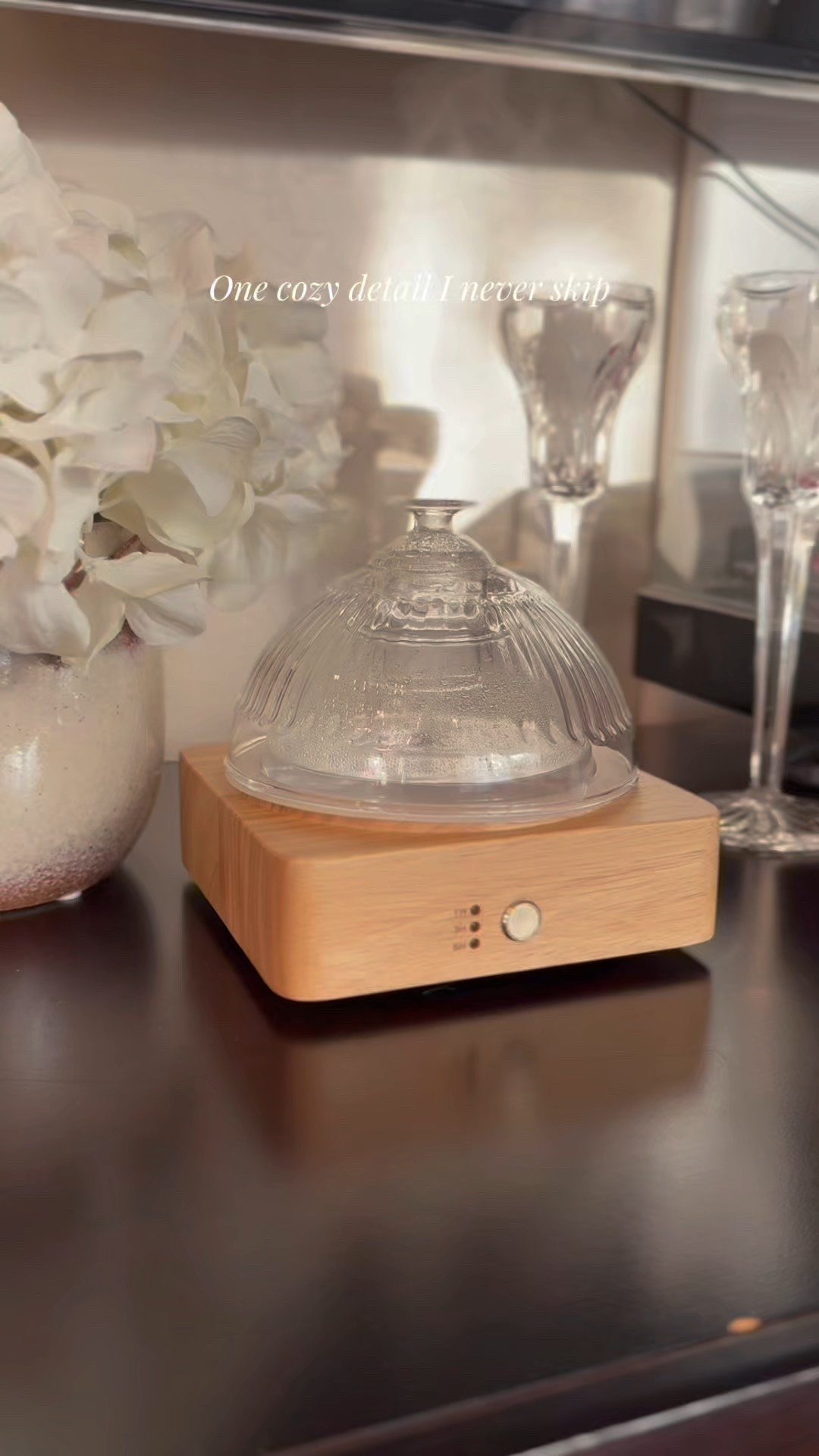 I light this diffuser almost every morning — it’s one of those small routines that just makes the space feel better.
#oildiffuser #cozy #home #cozyhome 

#LTKHome