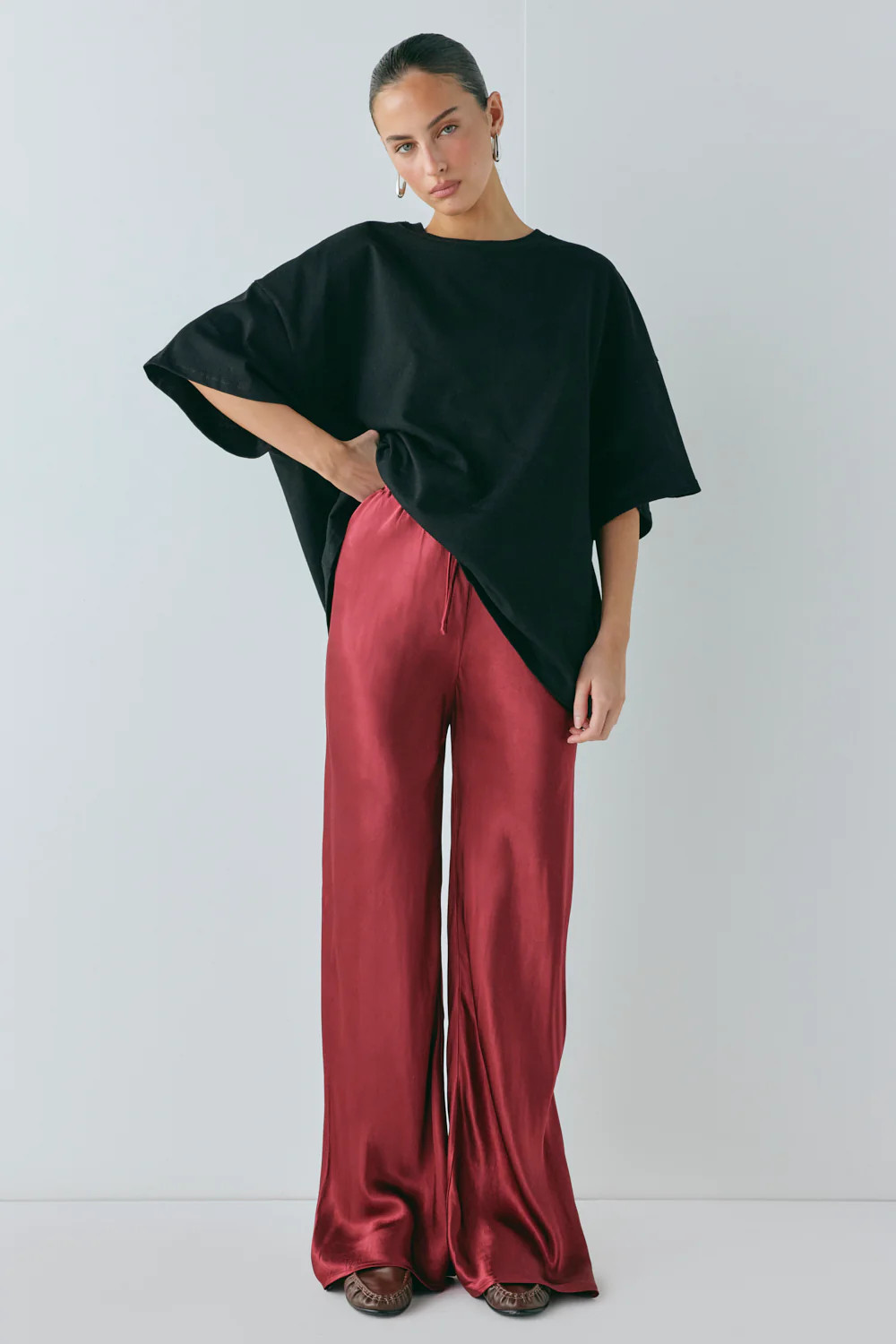 Rae Satin Pants Wine | VRG Grl