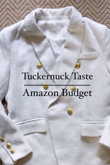 ✨Heres a cute Amazon find for you! ✨
TUCKERNUCK TASTE ==> 
AMAZON BUDGET 
 
🤍 this blazer looks beautiful for the price 
🤍 great gold button detail
🤍 tweed like fabric and fully lined 
🤍 if between sizes, size up 
