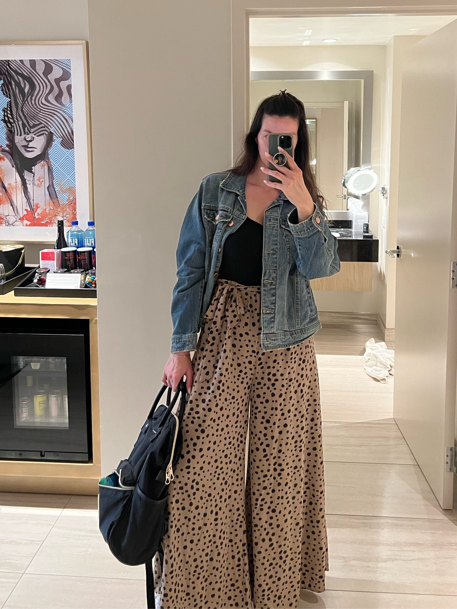 March in Vegas #vegasoutfit #daytimevegasoutfit #marchvegasoutfits #vegasoutfitideas 

#LTKtravel #LTKfit