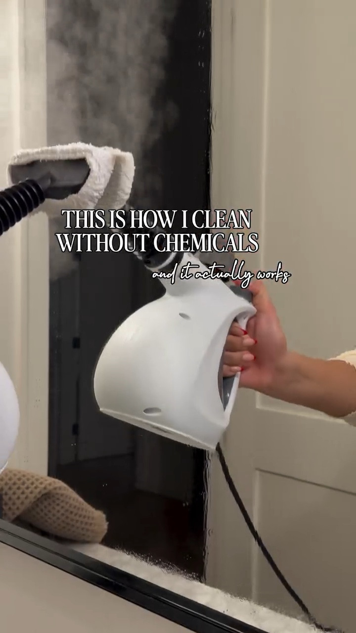 I didn’t think I’d use this as much as I do… but now it’s part of my routine.

No chemicals, no extra products — just simple.

Comment STEAM and I’ll send it 🤍