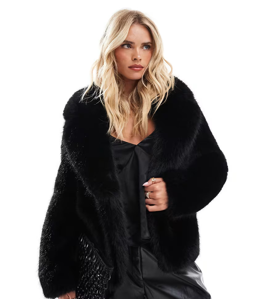Forever New Petite - Manteau fausse fourrure - Noir | ASOS (Global)