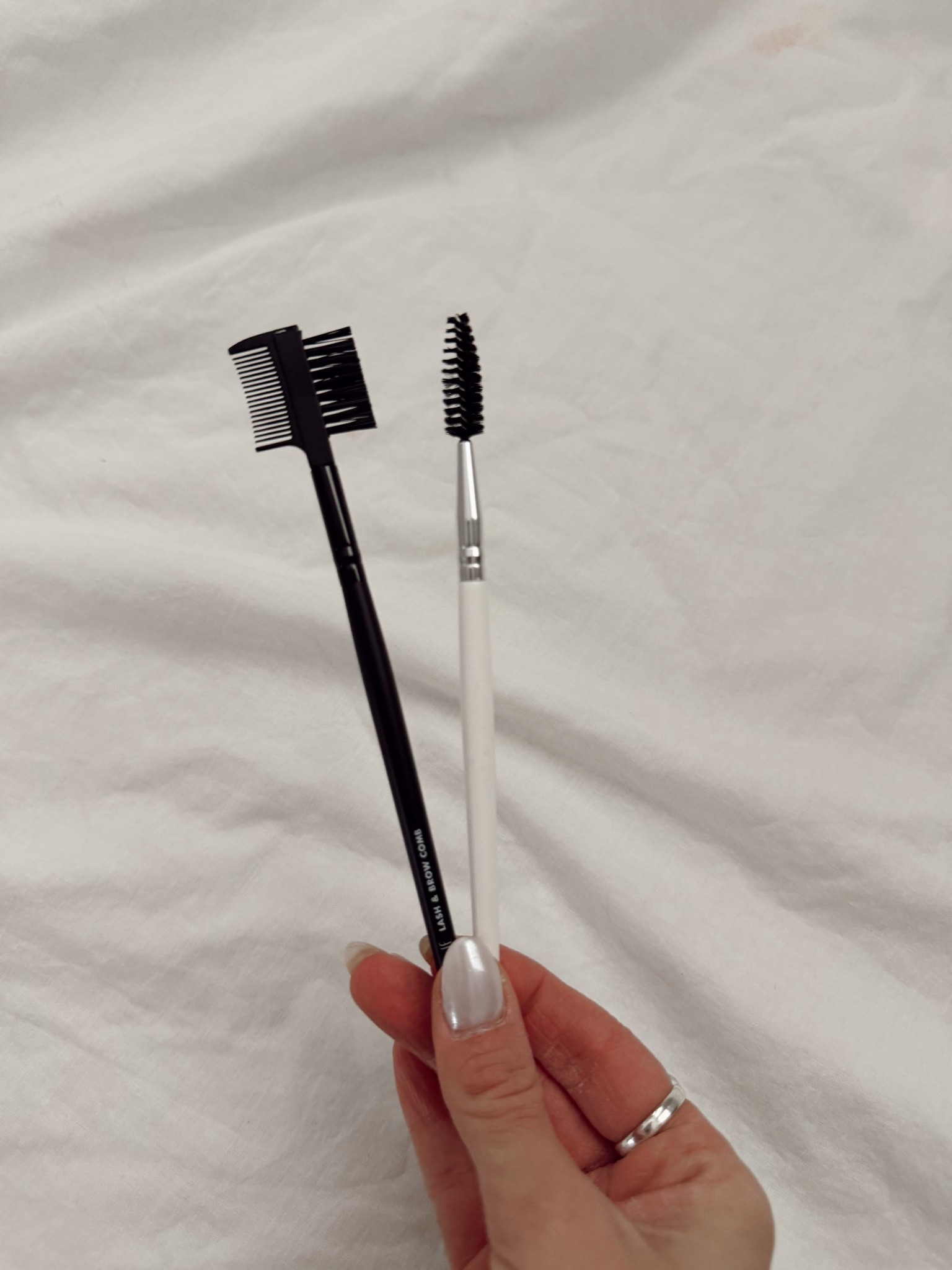 I have been using these for my eyebrows and after I put my mascara on. Perfect to put in your car, make up bag & purse for on the go 

#LTKdayinmylife #LTKmorningroutine #LTKselfcare