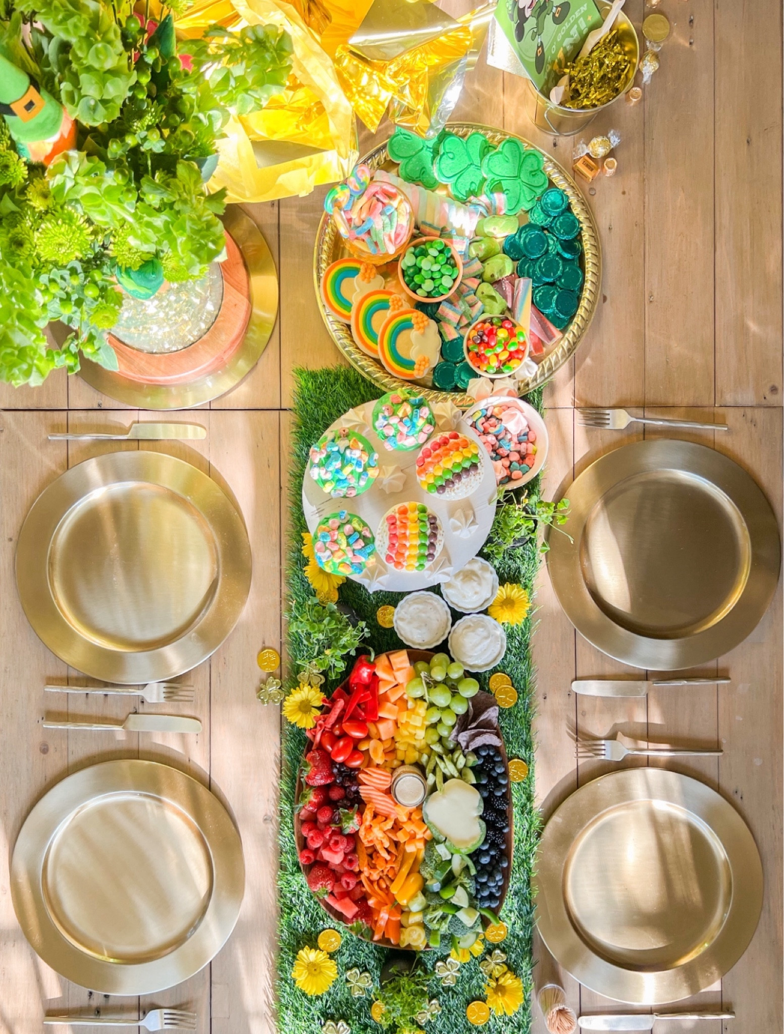 St Patty’s Day tablescape inspo 🍀

#LTKSeasonal #LTKhome #LTKSpringSale