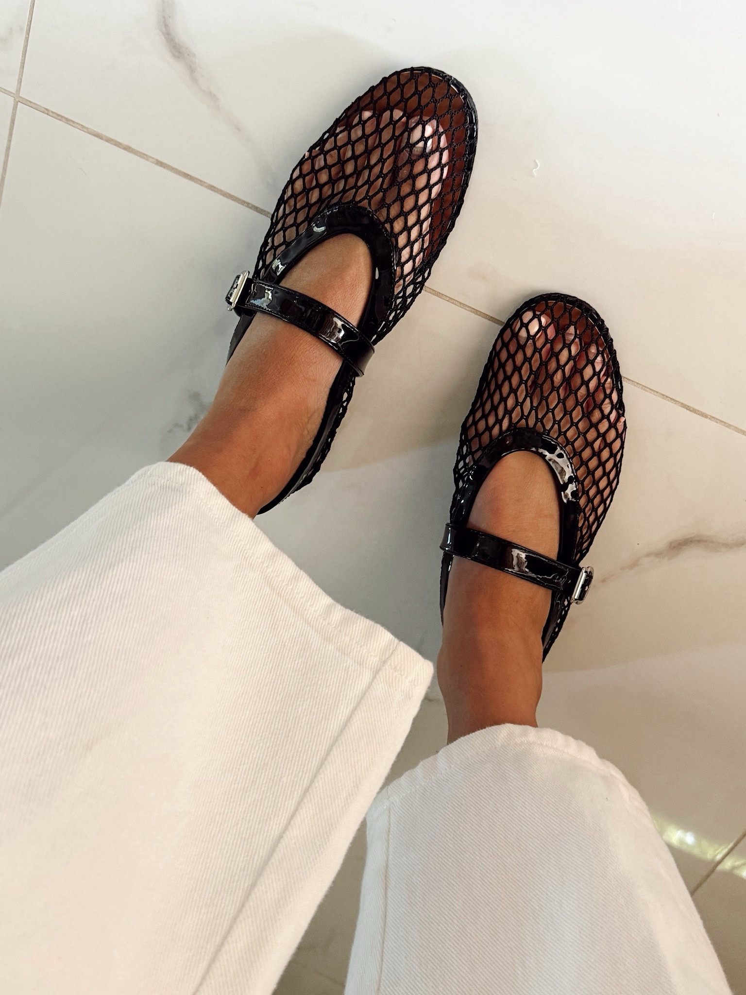 My favorite Amazon shoes from this summer. They are insanely comfortable 
Run tts 

#LTKFindsUnder50 #LTKStyleTip