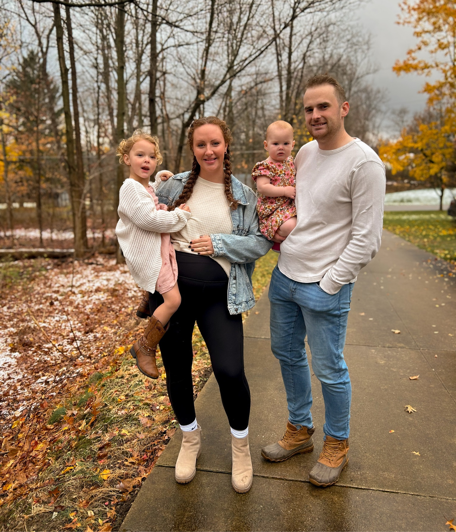 Thanksgiving “maternity” outfit!! Can’t believe I’m already 26 weeks 

#LTKFamily #LTKBump #LTKStyleTip