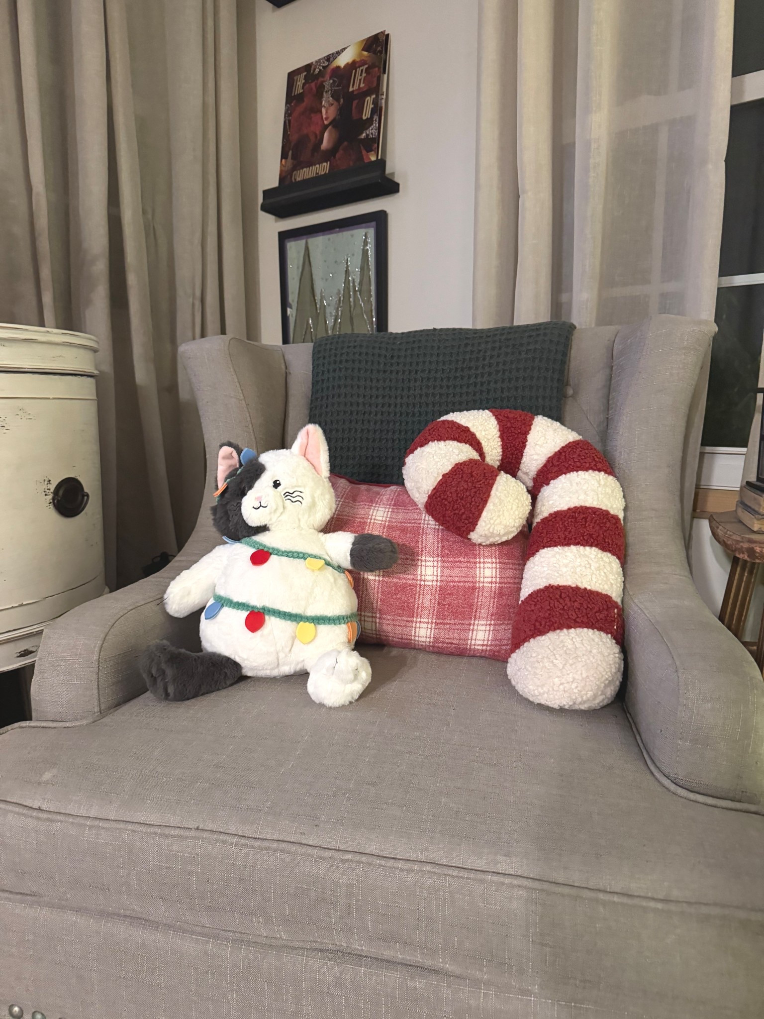 Festive in every corner of our home! 

#LTKGiftGuide #LTKHome #LTKHoliday