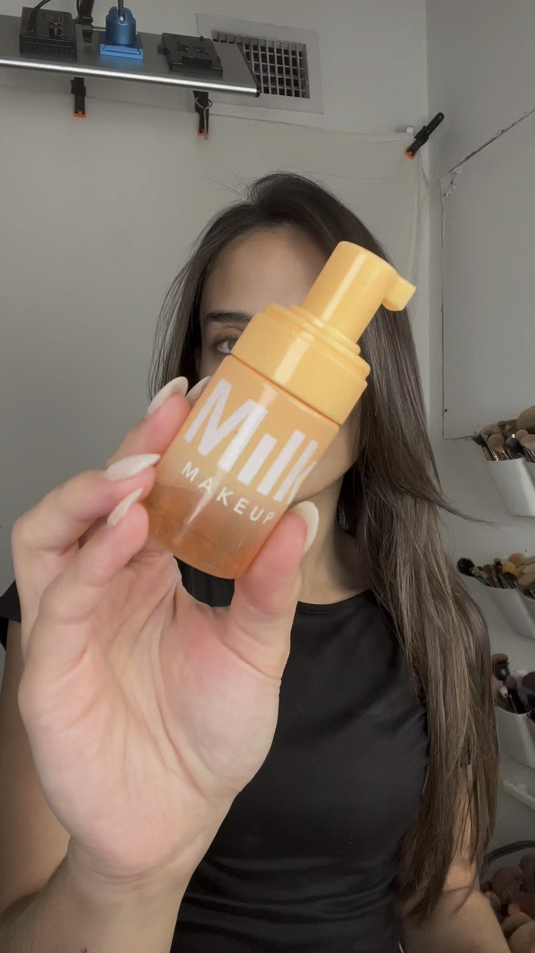 Maquillaje glam sin base 


#maquillaje #makeup #maquillajefacil #tutorialdemaquillaje #cosmeticos

#LTKWorkwear #LTKBeauty #LTKStyleTip