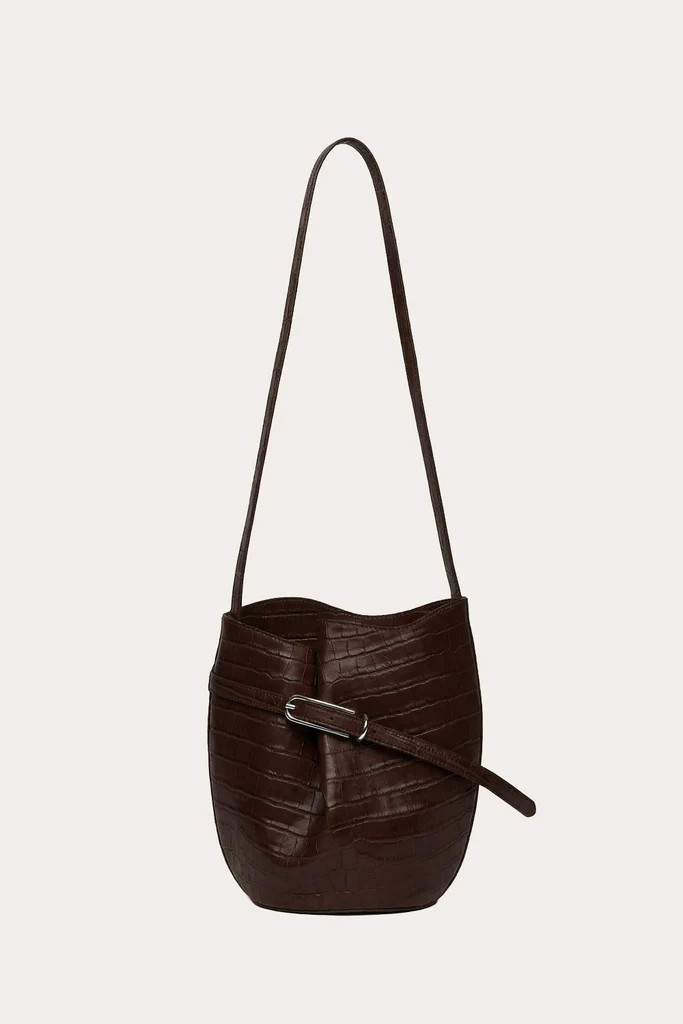 Belted Bucket Bag Walnut Croc | LITTLE LIFFNER
